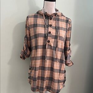 NWT Size M Eden & Olivia Tan Plaid Button-Down Hoodie